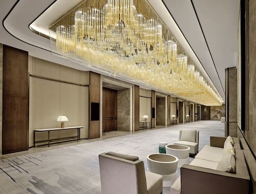 HUALUXE Suzhou Bay Hot Spring Resort by IHG