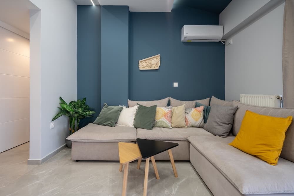 Trojan Affair Residence