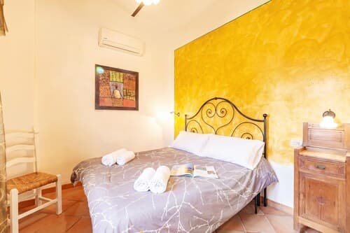 Rosehip apt with shared pool