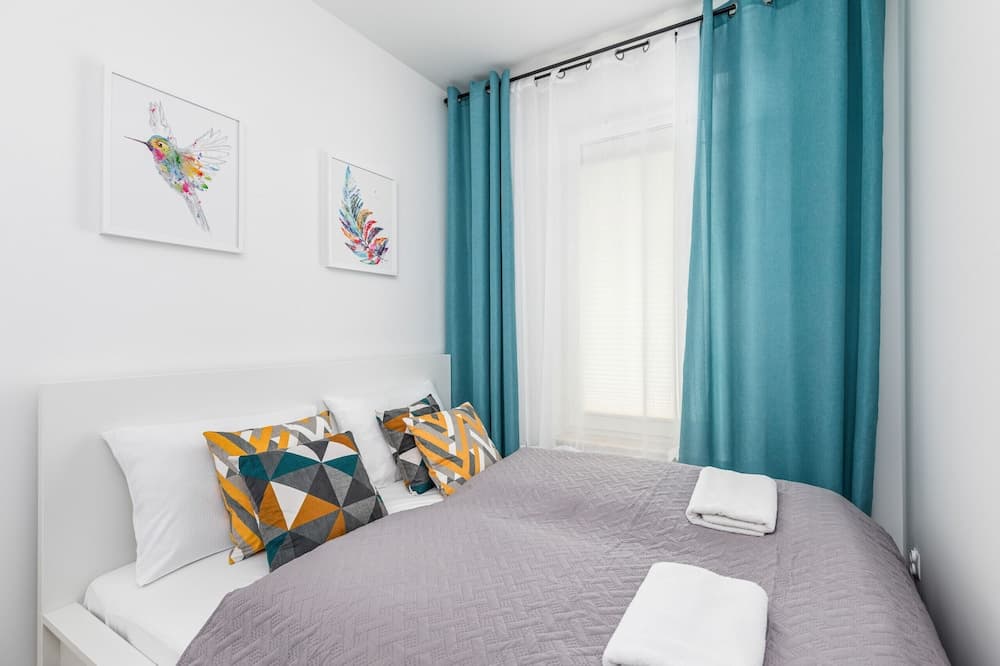 Amber Estate II by Renters