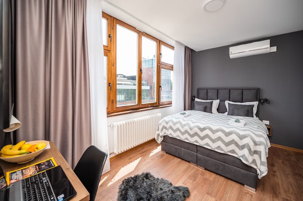 Modern and Bright Duplex - Main Street