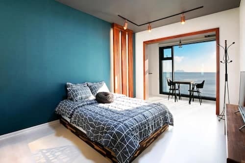 Geoje Big Sol Pension