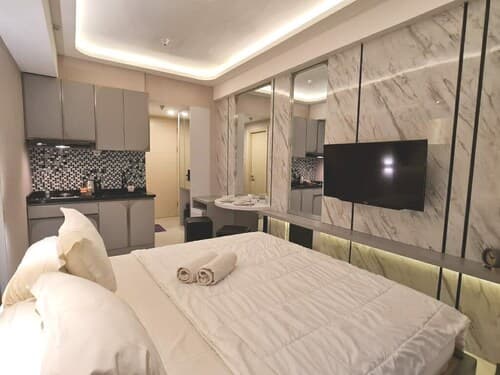 Cosmy Benson Apartment at Pakuwon Mall