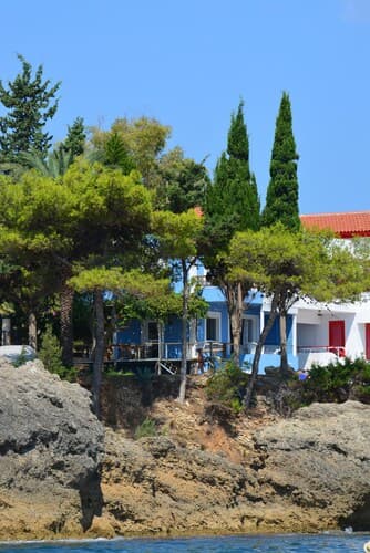 Alekos Beach Houses-Romance