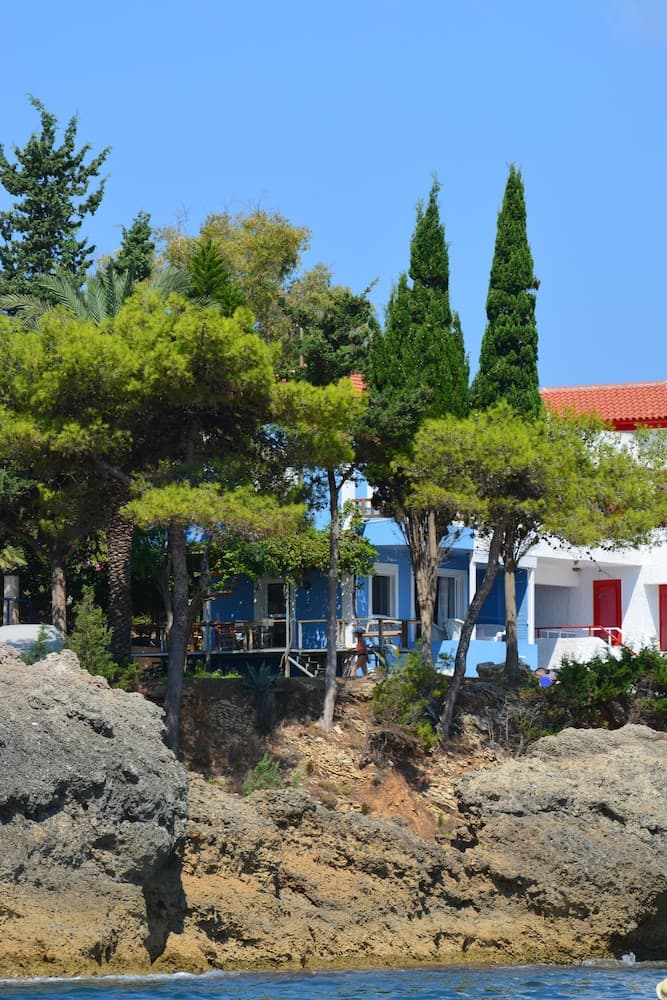 Alekos Beach Houses-Romance