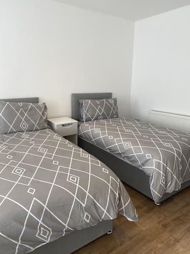 Large 3 bed House Sleep 10 Anfield Liverpool