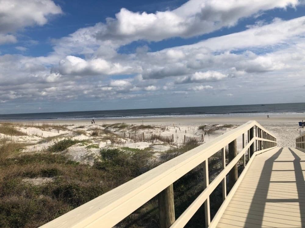Anastasia 112 2 Bedroom Condo by RedAwning