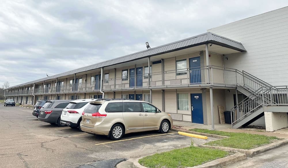 Motel 6 Forrest City, AR