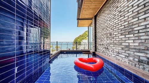 Namhae Yanghwa Seaside Pension