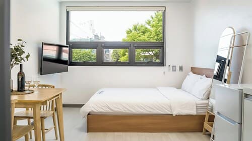 Yeosu Nangmanstay Pension