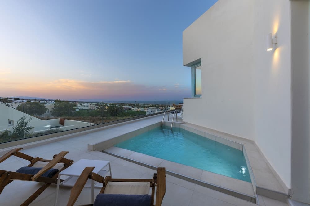 Santo Bloom Luxury Villas