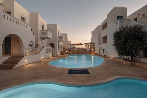 Mitos Suites
