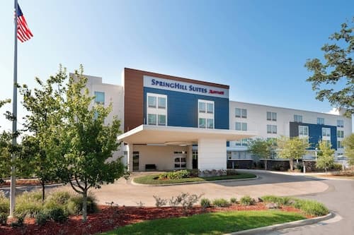 SpringHill Suites Pensacola