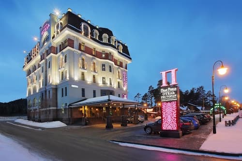 Palais Royal Hotel