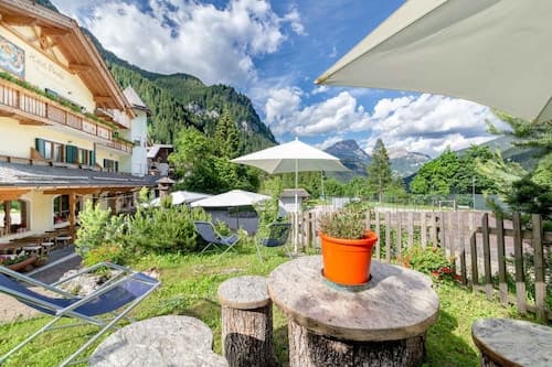 Pineta Pastry Hotel