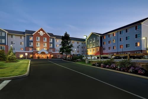 Homewood Suites by Hilton Southington, CT