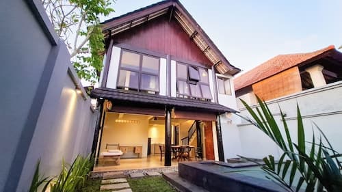 Villa Puri Darma Agung