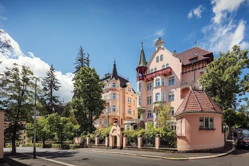Villa Smetana Spa & Wellness Resort