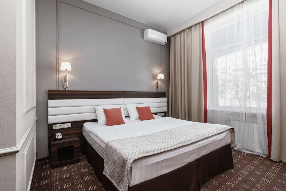 Sokol Hotel