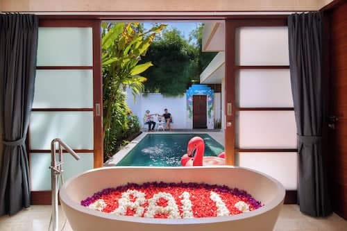 Beautiful Bali Villas - 6 mins walk to the beach