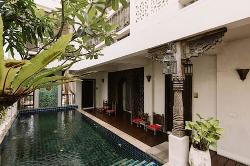 At Niman Conceptual Home
