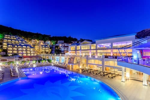 Orka Sunlife Resort Hotel & Aquapark