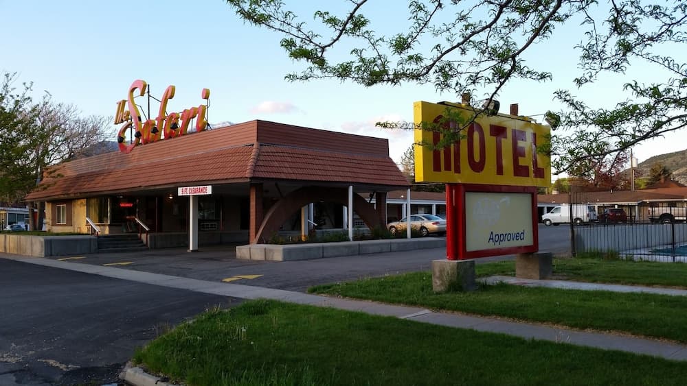 Safari Motel