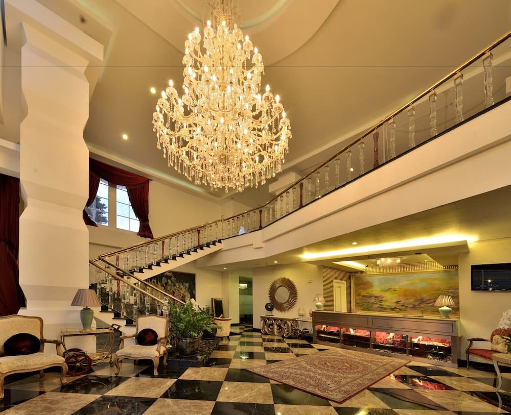Amaroossa Royal Bogor