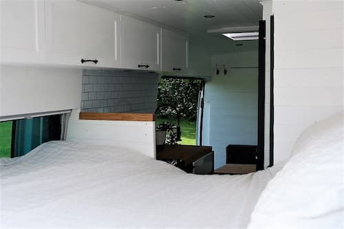 Superb 4 Berth Campervan With Kingsize bed