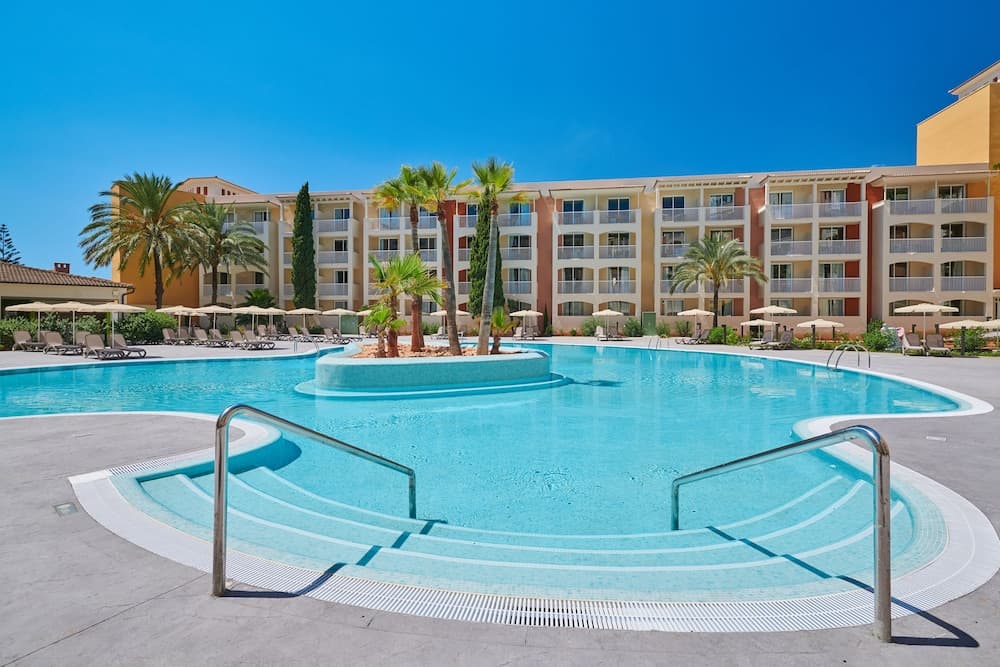 Protur Badía Park Aparthotel