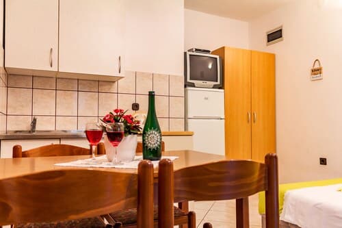 Comfy Little Couple Apartment a3