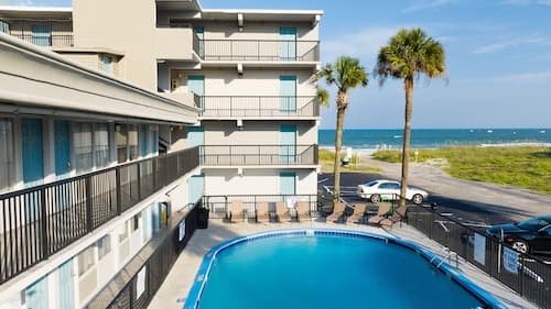 AVENTURA ON THE OCEAN