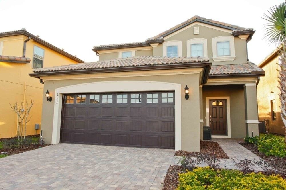 Pool Home & Games In Gated Resort Near Disney! 5 Bedroom Home by RedAwning