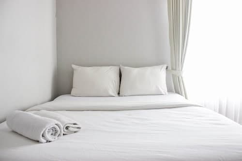Modern & Gorgeous 2BR Apartment at Newton Residence