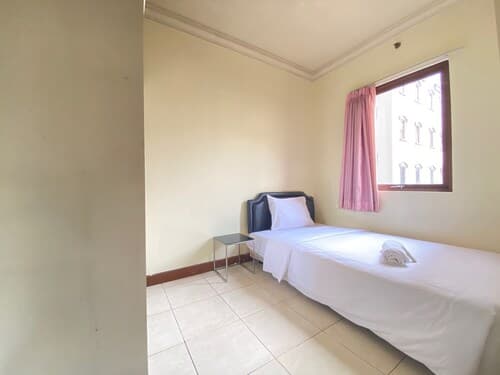Simply 2BR at Majesty Apartment