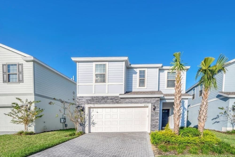Luxury Home 7 Bedrooms Near Disney! 7 Villa by RedAwning