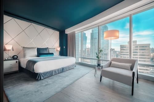 Paradox Vancouver