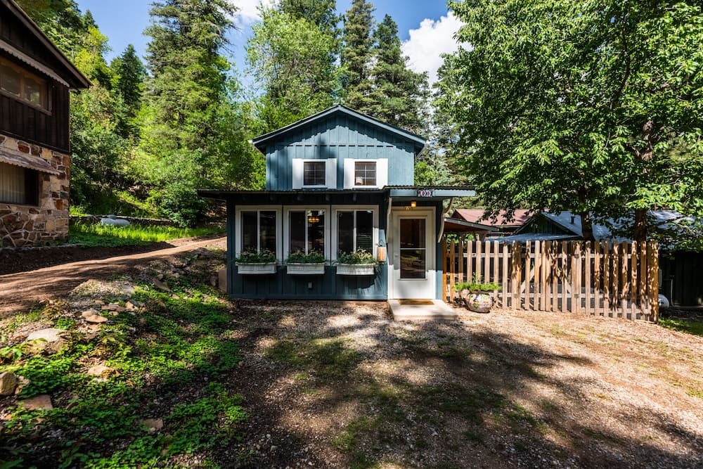 Rocky Mountain Cottage