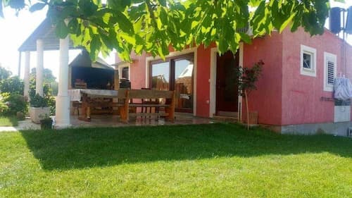 Beautiful Family Apartment a5 for 5 Guests in Vrvari, Close to the Beach