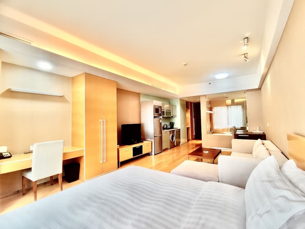 Tianjin Crown International Apartments