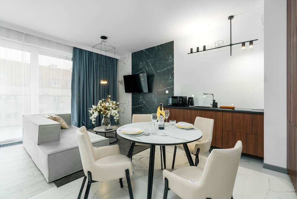 Apartments Poznan Chwaliszewo by Renters