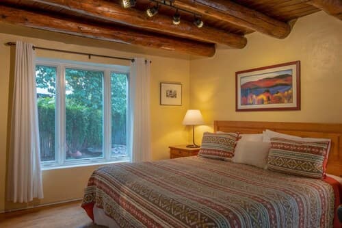Luna - Historic Adobe Retreat, Walk to The Railyard and The Plaza