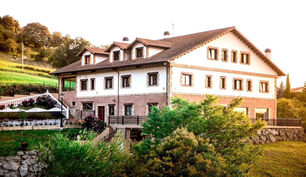 Hotel Penas Blancas