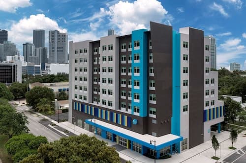 Tru by Hilton Miami West Brickell