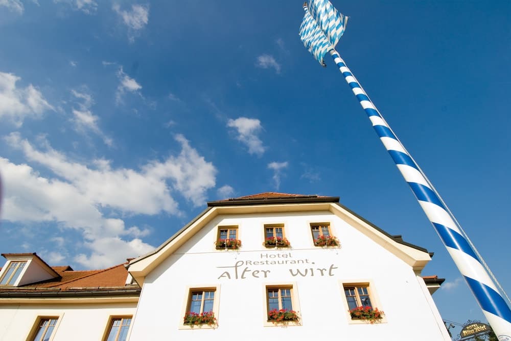 Alter Wirt GmbH in Grünwald