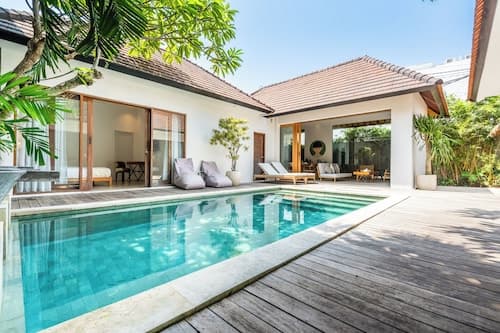 Villa Lapis by Villa Finder