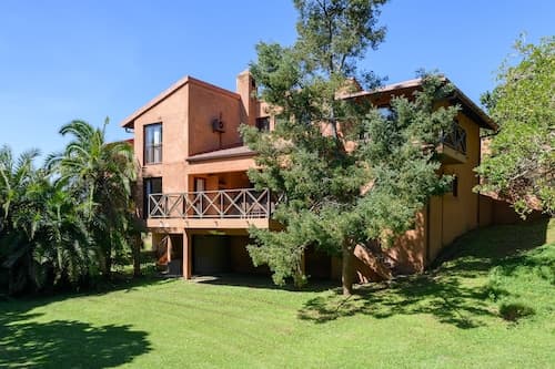 San Lameer Villa Rentals 10301