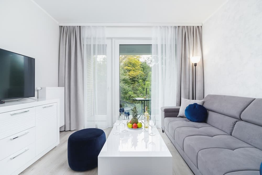 Tauron Arena Apartments by Renters
