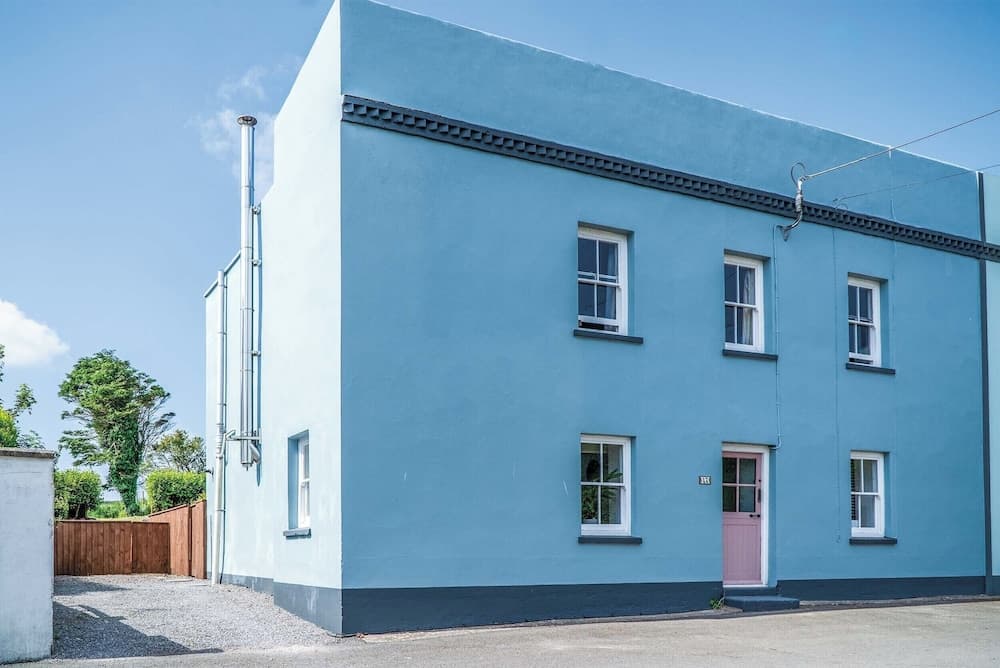 Angle Adventures - 4 Bed Cottage - Angle