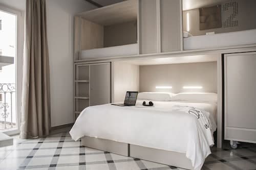 Room Salvador